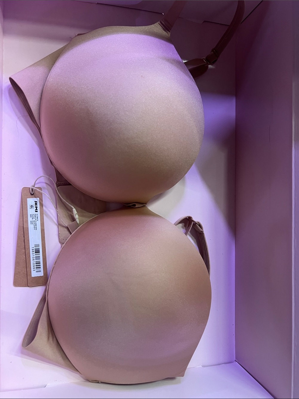 SKIMS Ultimate Push-up Bra 34DD brand new with tags never worn